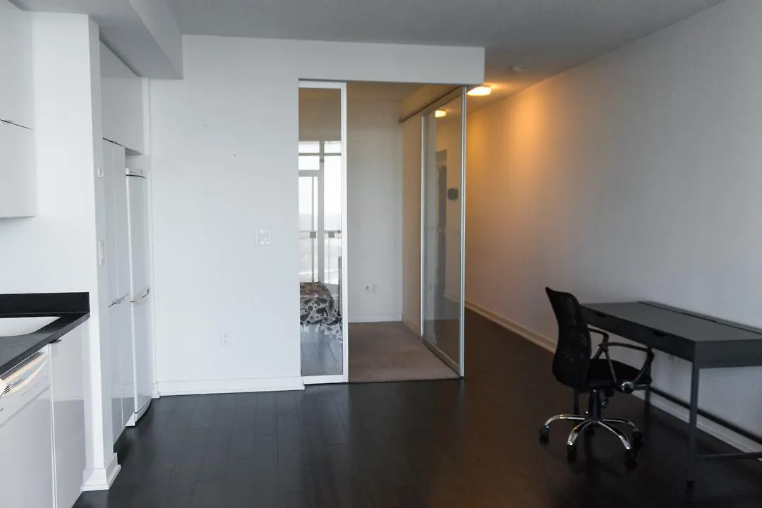 Downtown Toronto Luxury Condo 0*,  Canada