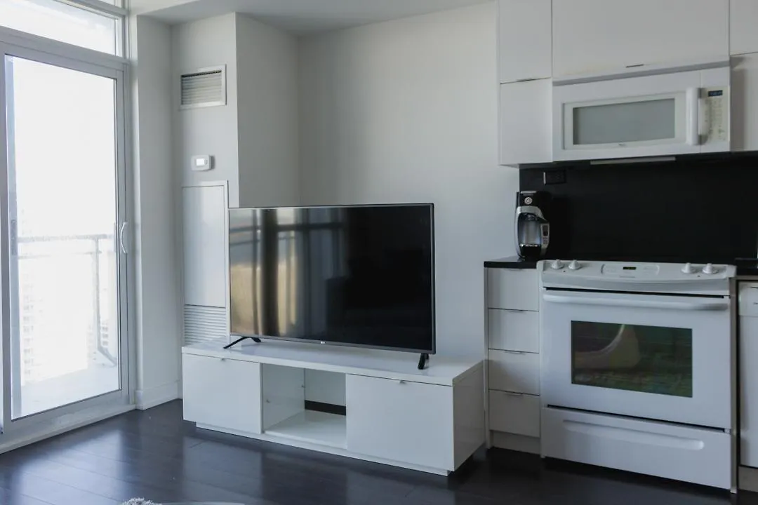 Downtown Toronto Luxury Condo Canada