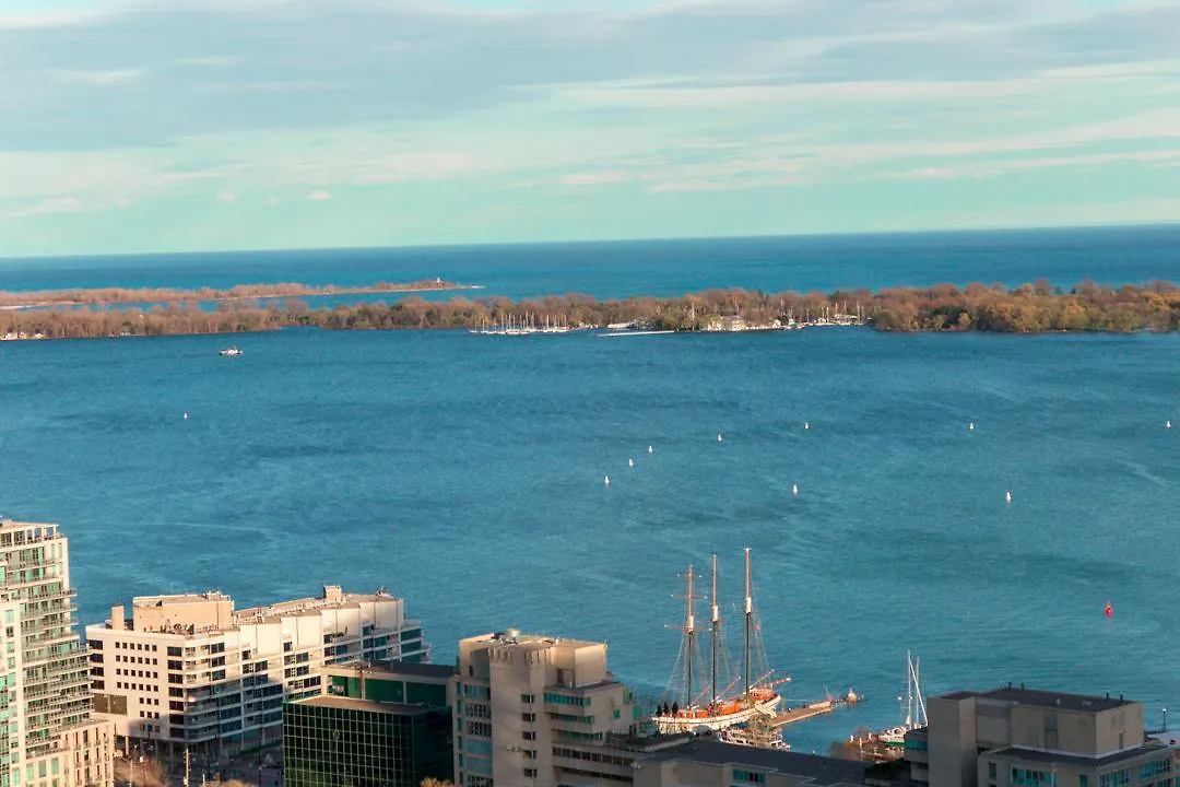 Downtown Toronto Luxury Condo